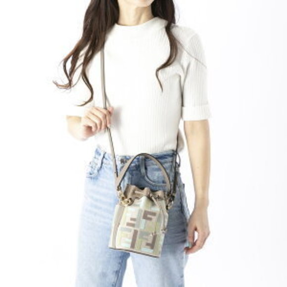 FENDI MON TRESOR MULTICOLOR FF Bucket Bag - Picture 1 of 9